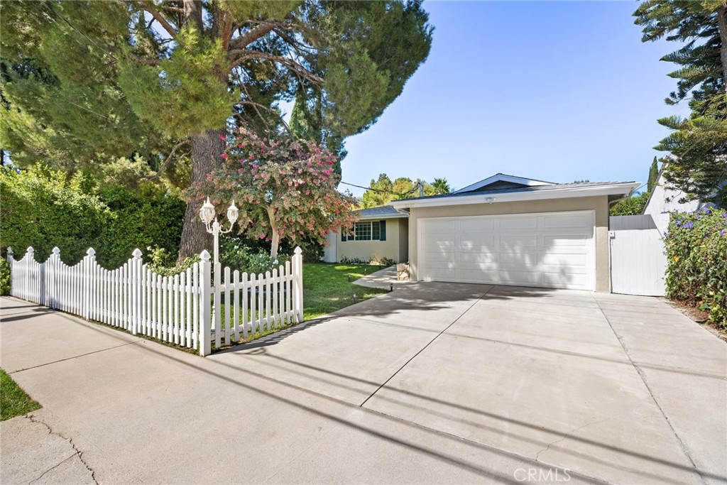 5237 Mecca Property Photo 2