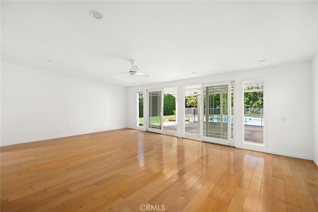5237 Mecca Property Photo 14