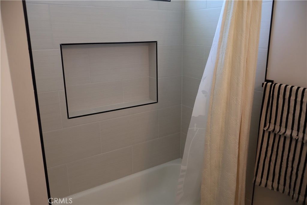 9736 Nipa Ave Property Photo 13