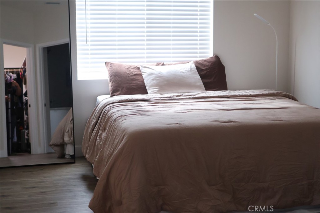 9736 Nipa Ave Property Photo 21