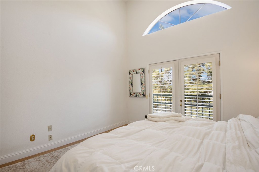 13220 Valleyheart Drive 305 Property Photo 19
