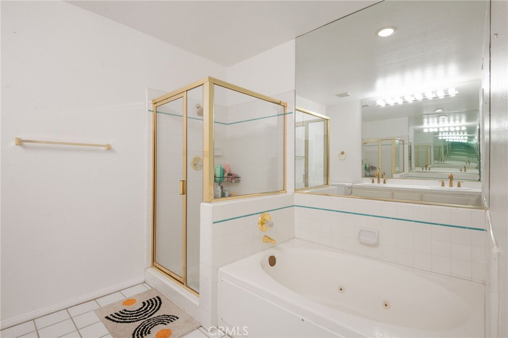 13220 Valleyheart Drive 305 Property Photo 21