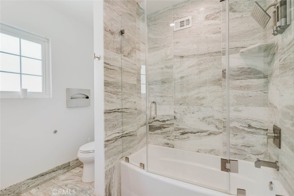 12352 Woodley Avenue Property Photo 22