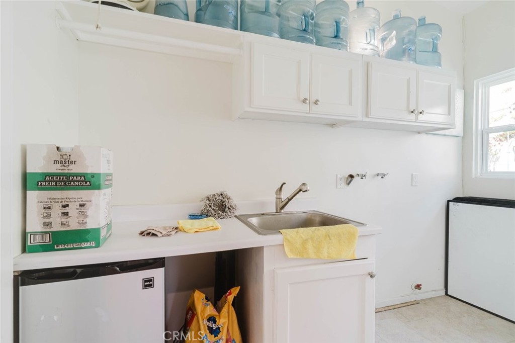 12352 Woodley Avenue Property Photo 30