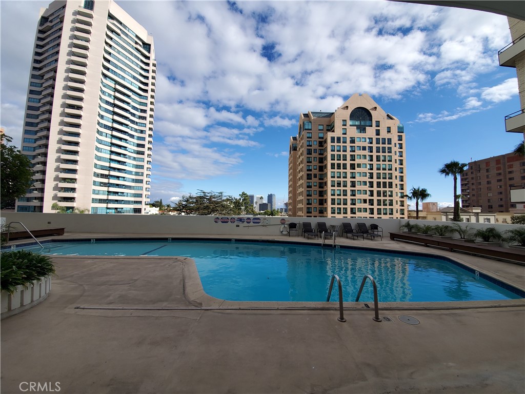 10501 Wilshire Boulevard 2204 Property Photo 9