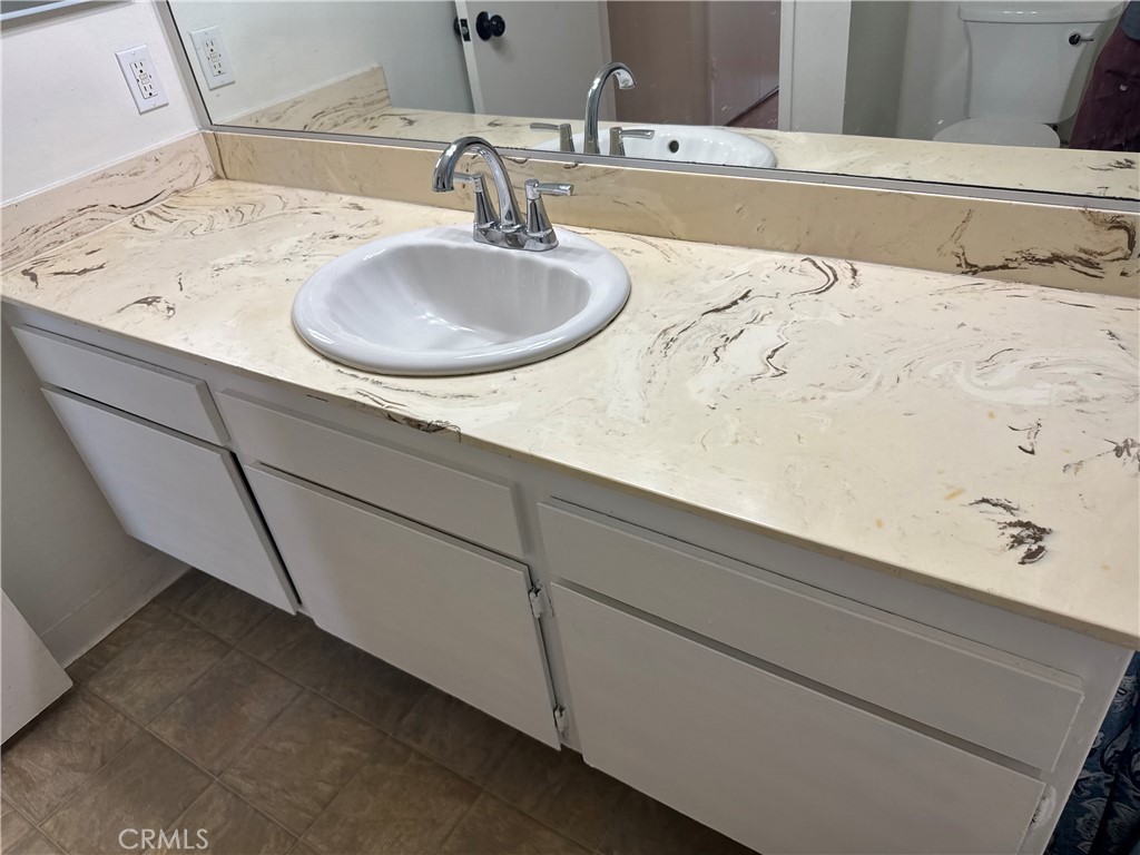 12830 Burbank 307 Property Photo 17