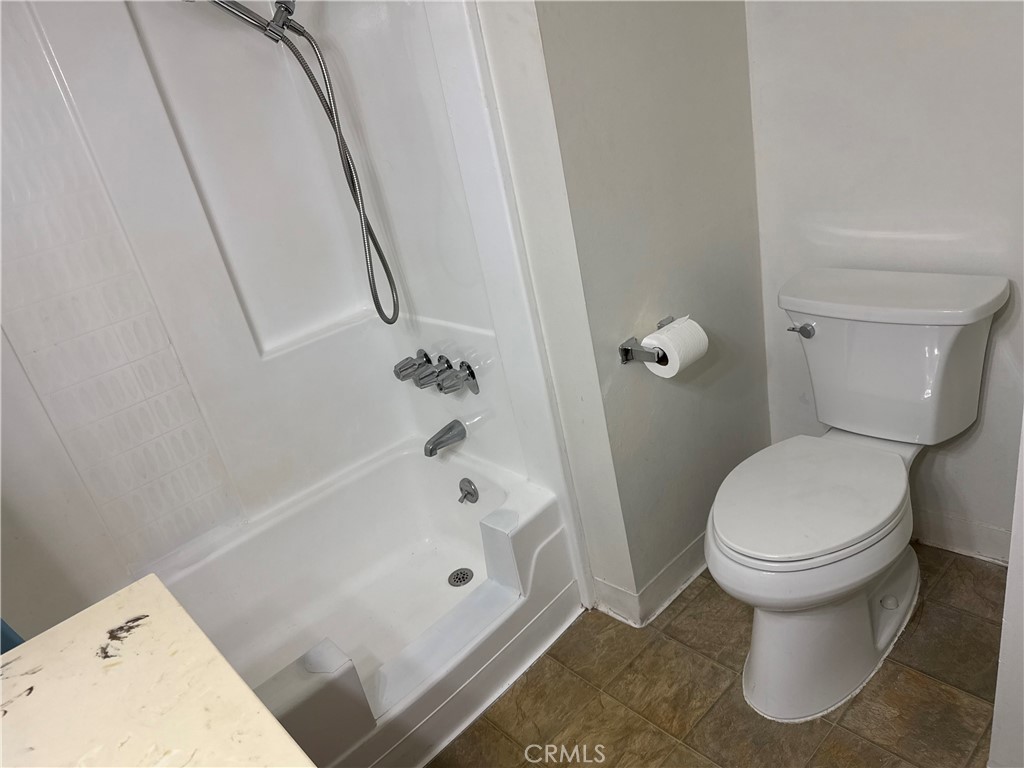 12830 Burbank 307 Property Photo 18