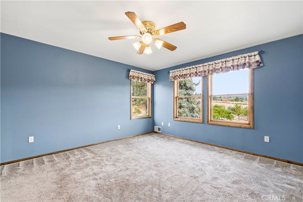1014 Dusty Road Property Photo 32
