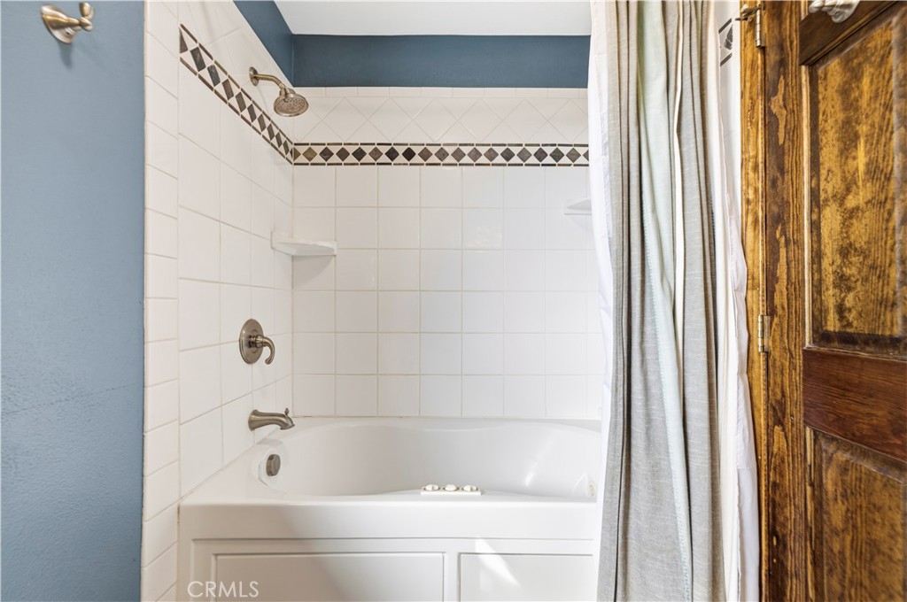 1014 Dusty Road Property Photo 37