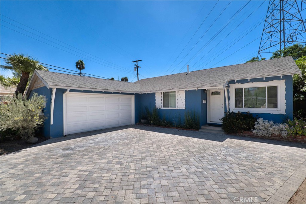 14766 Kingsbury Street Property Photo 3