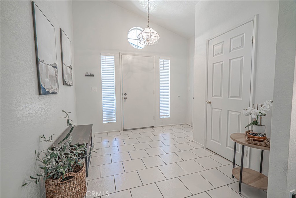 20160 Summit View Drive Property Photo 2
