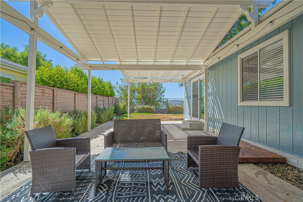 20160 Summit View Drive Property Photo 34