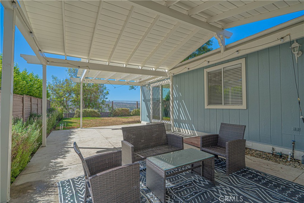 20160 Summit View Drive Property Photo 36