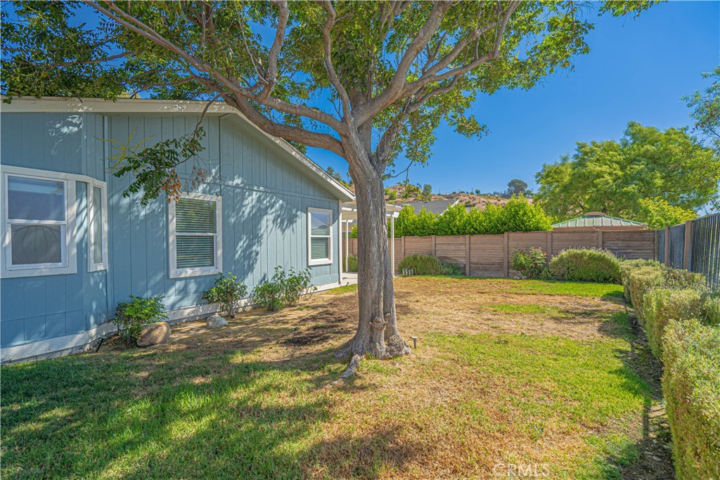 20160 Summit View Drive Property Photo 40