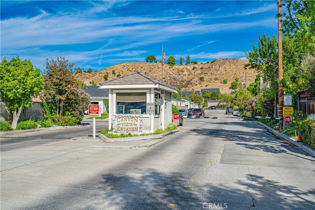 20160 Summit View Drive Property Photo 42