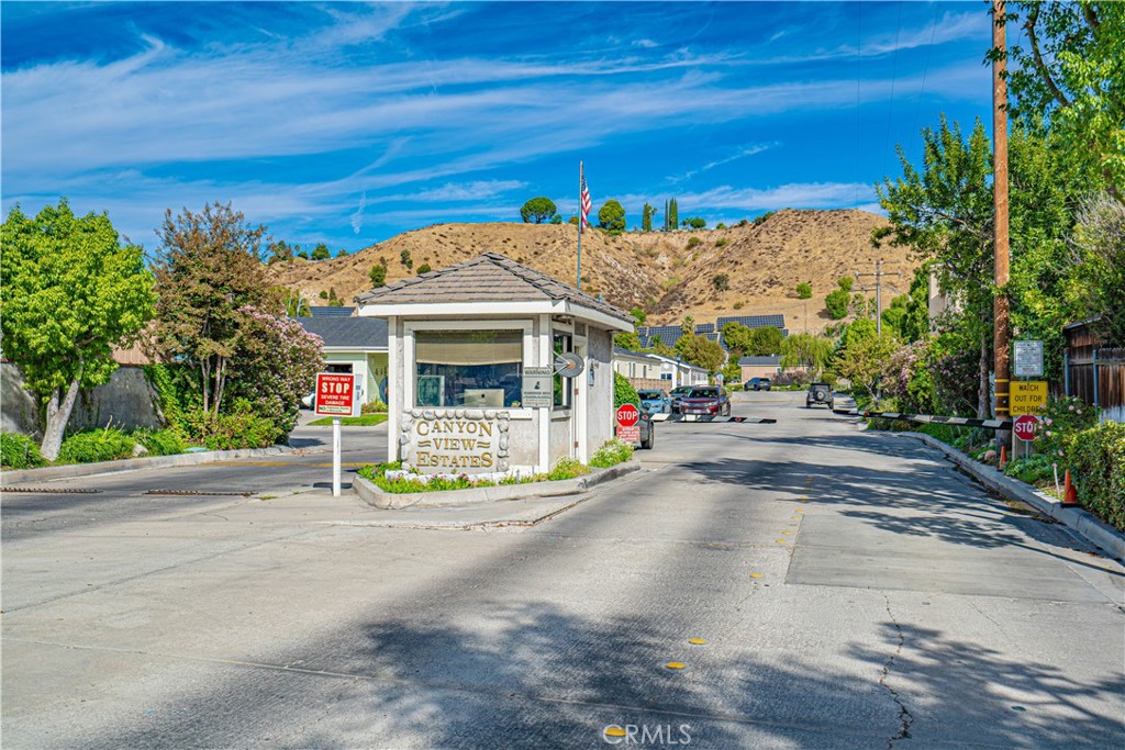 20160 Summit View Drive Property Photo 42