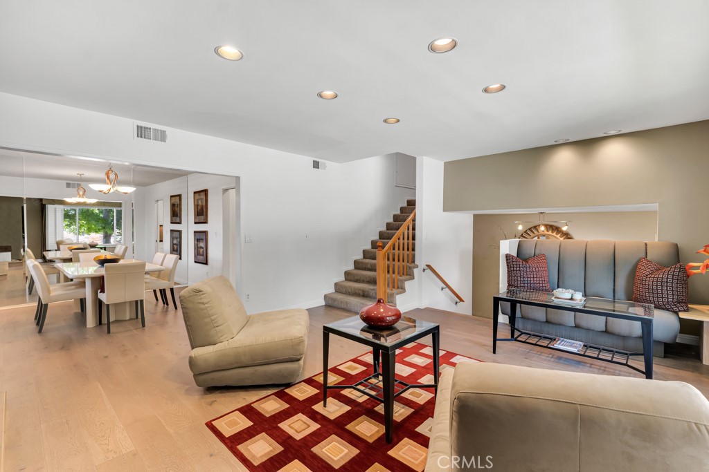 22445 Dardenne Property Photo 10