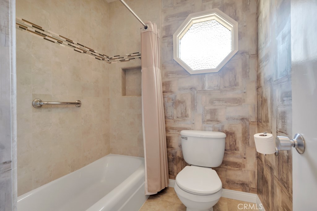 22445 Dardenne Property Photo 25