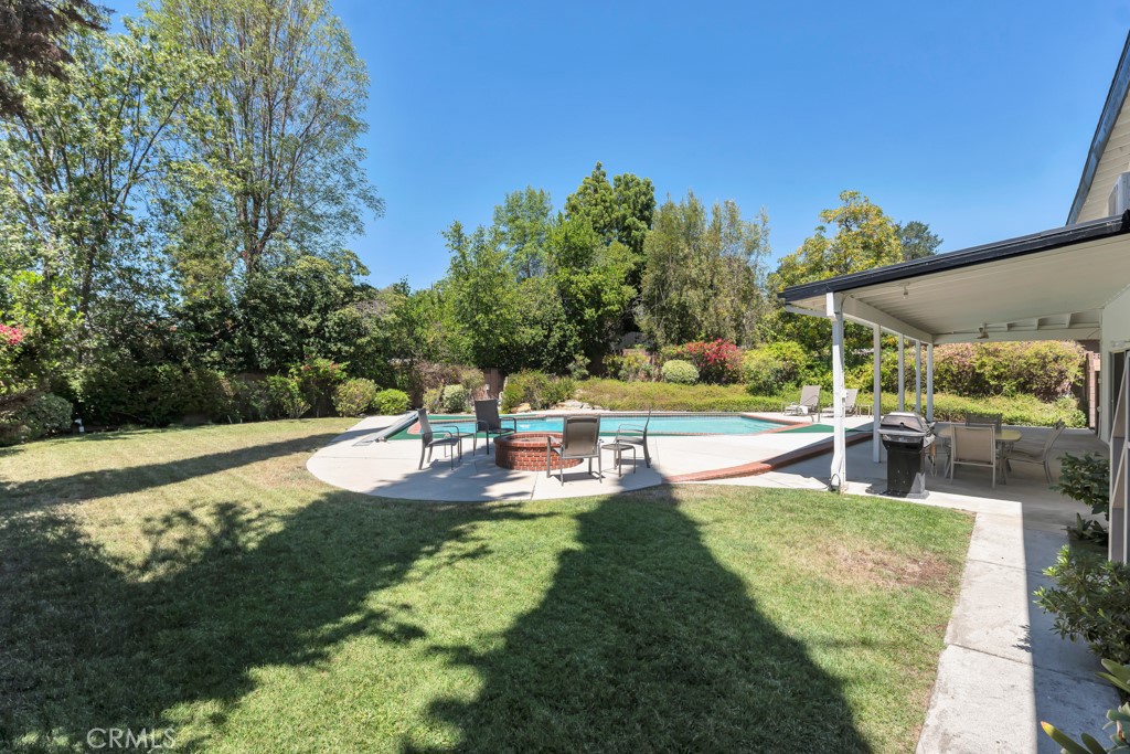 22445 Dardenne Property Photo 29