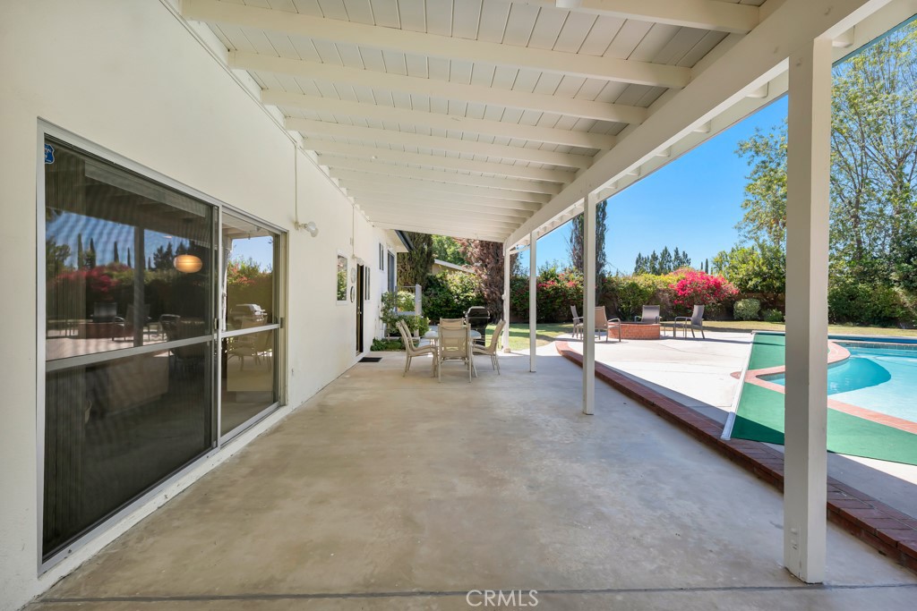 22445 Dardenne Property Photo 33