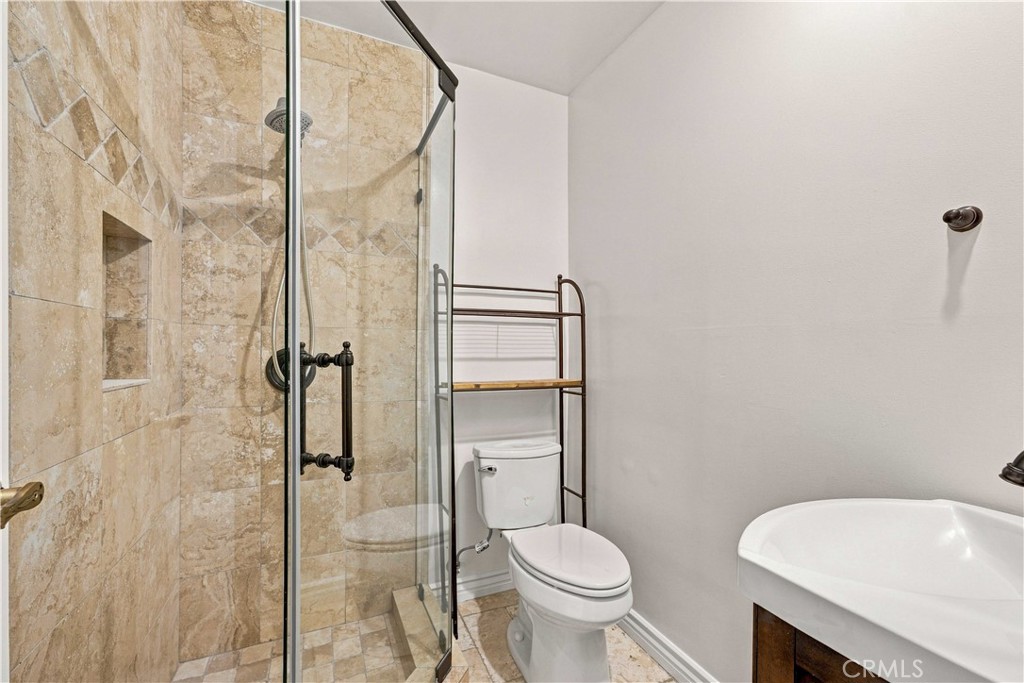 5017 Rubio Avenue Property Photo 29