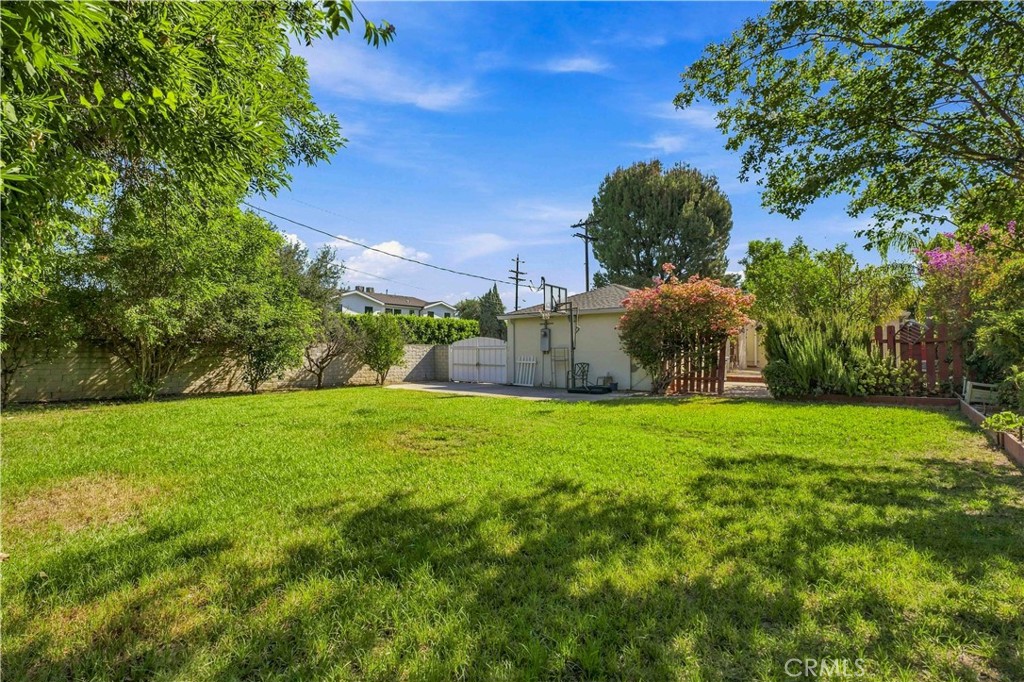 5017 Rubio Avenue Property Photo 35