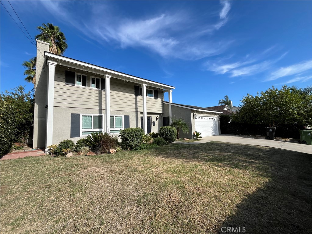 10436 Amestoy Property Photo 2
