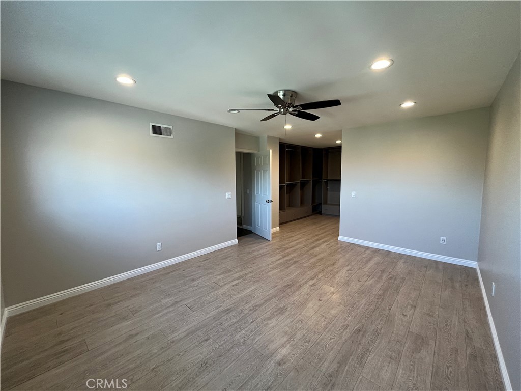 10436 Amestoy Property Photo 23