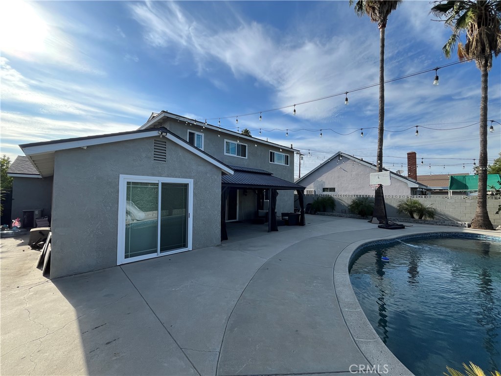 10436 Amestoy Property Photo 28