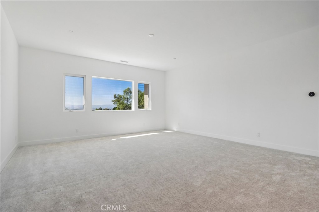 20580 Edgewood Court Property Photo 18