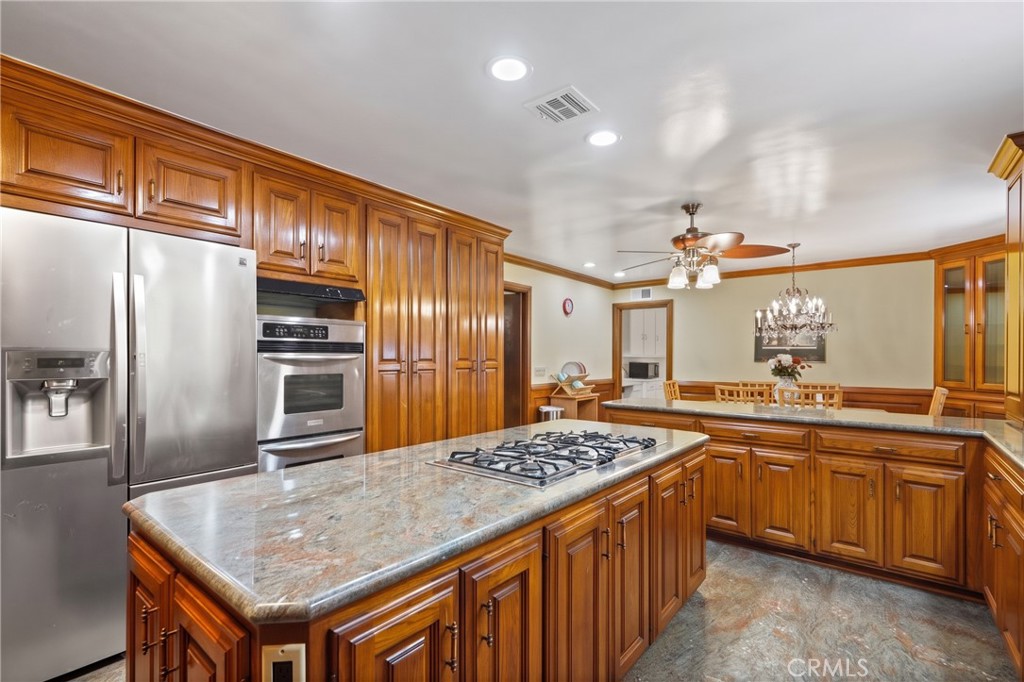 10307 Donna Avenue Property Photo 15