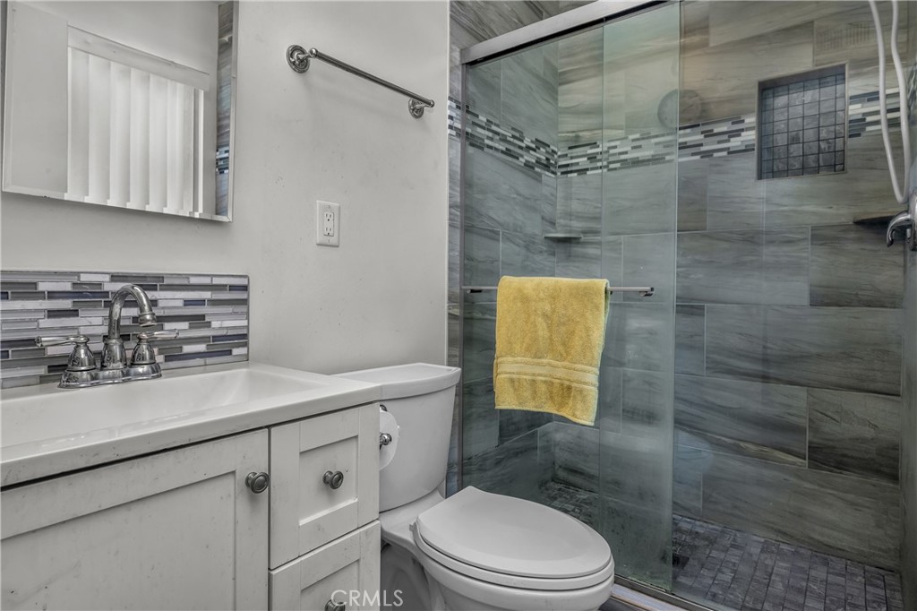 12319 Thelma Street Property Photo 15