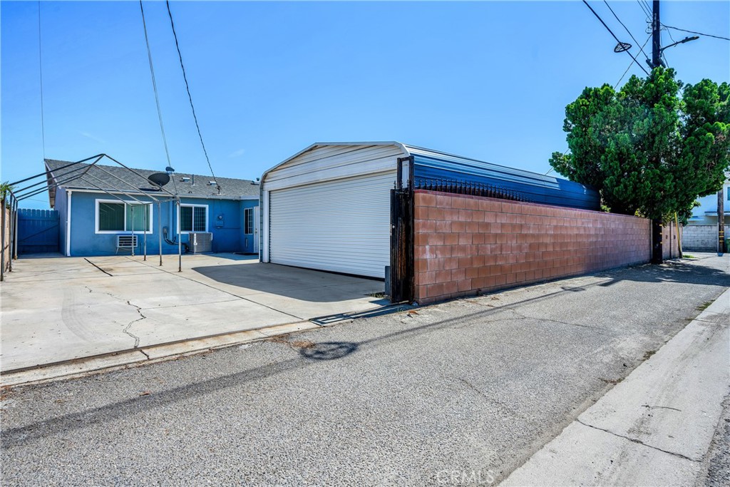 12319 Thelma Street Property Photo 21