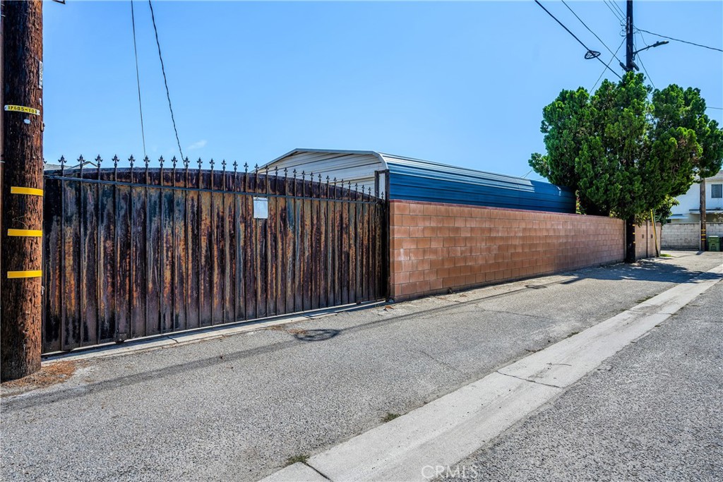 12319 Thelma Street Property Photo 22