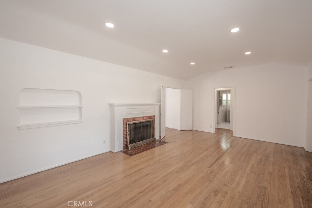 6229 Agnes Avenue Property Photo 5