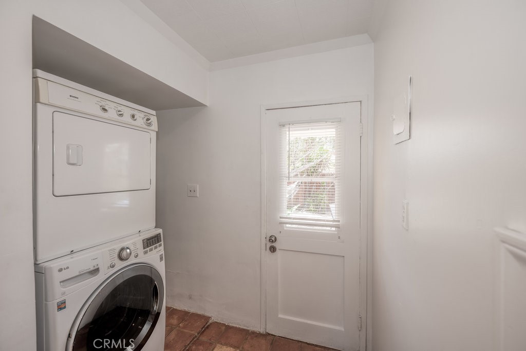 6229 Agnes Avenue Property Photo 13