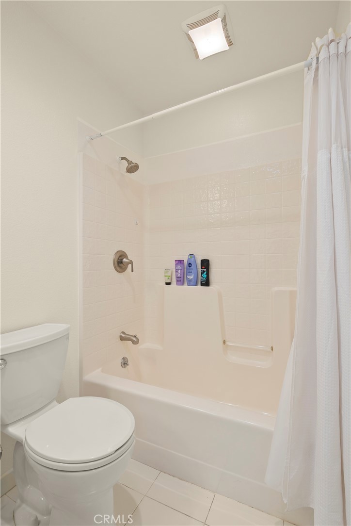 217 E Carroll Avenue B Property Photo 18