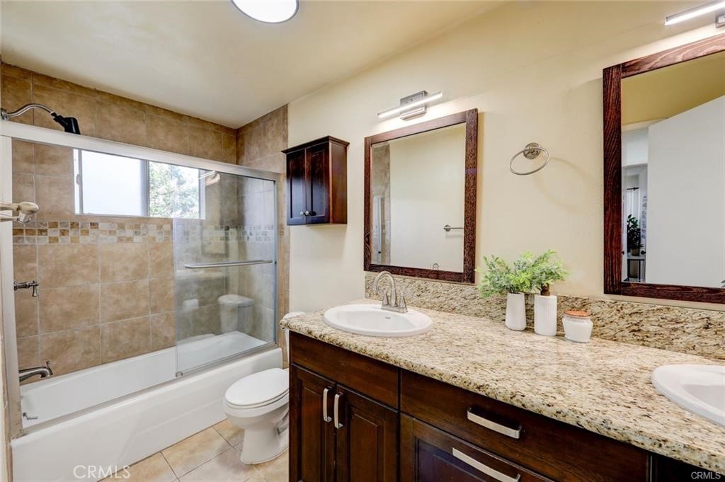 11138 Aqua Vista Street 9 Property Photo 9