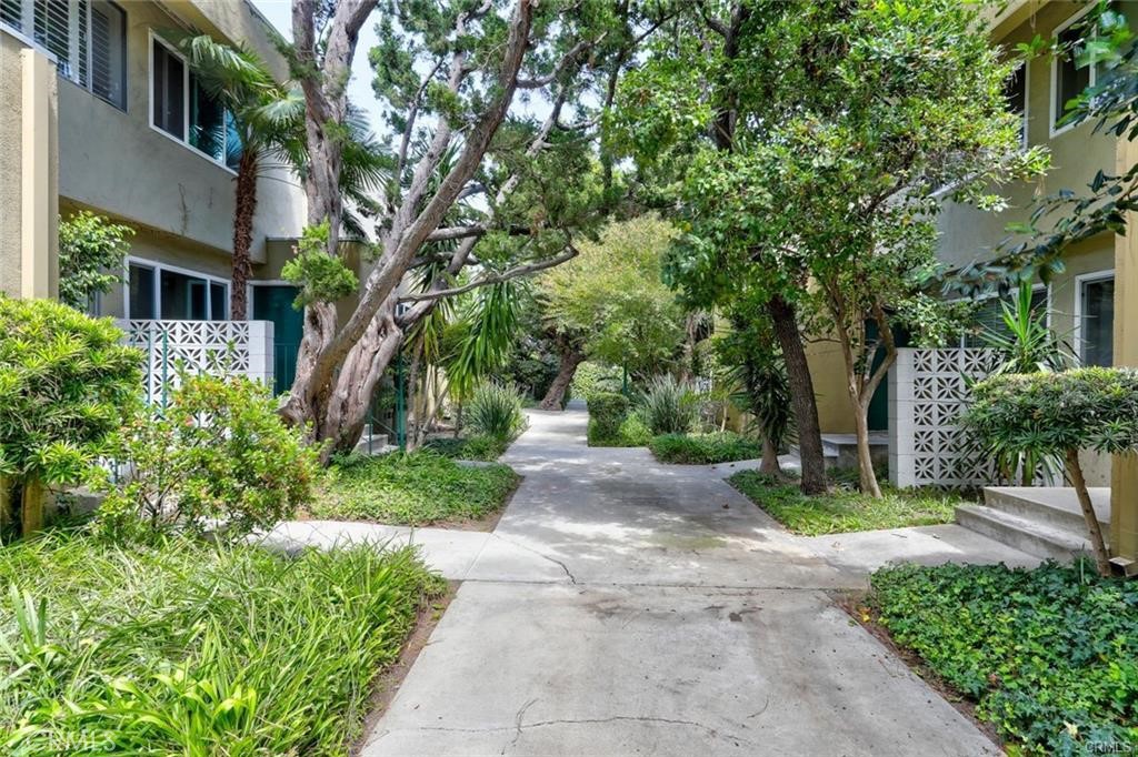 11138 Aqua Vista Street 9 Property Photo 11