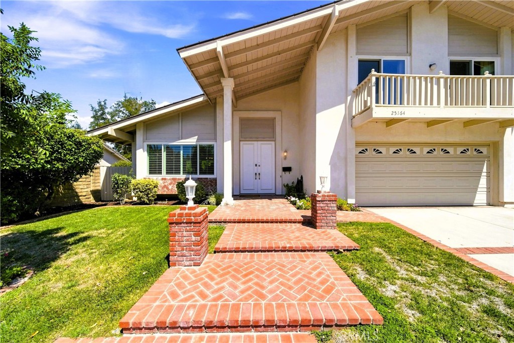 25164 Avenida Rotella Property Photo 6