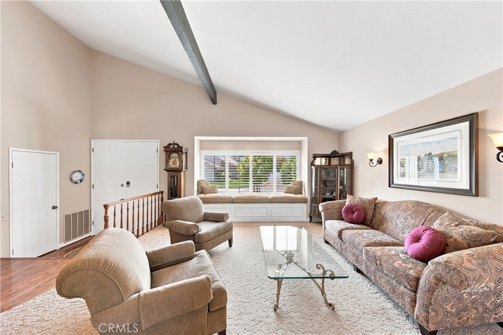 25164 Avenida Rotella Property Photo 8