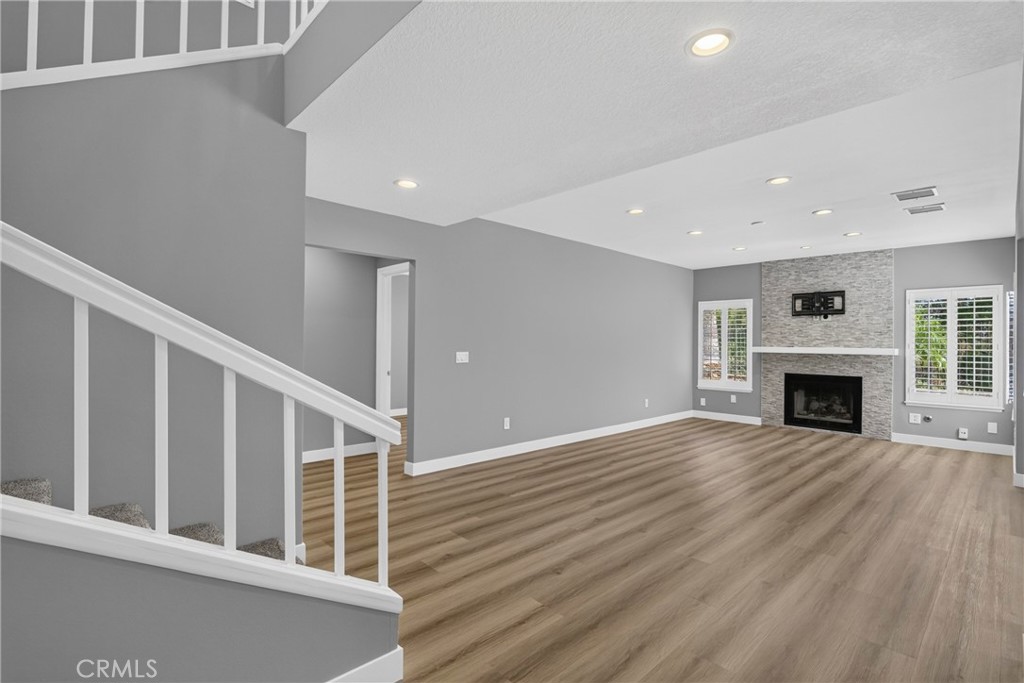 25906 Bellis Drive Property Photo 6