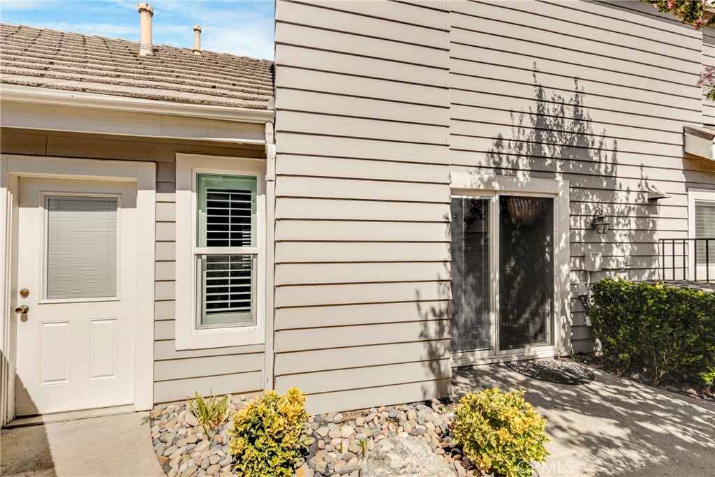 25906 Bellis Drive Property Photo 32