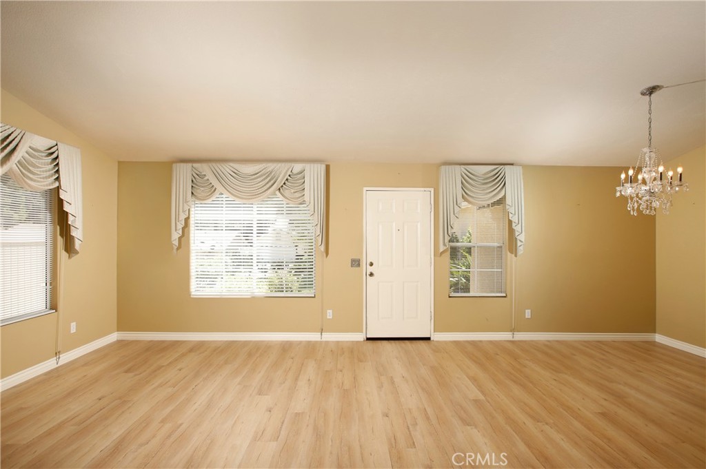 19707 Skyview Court Property Photo 5