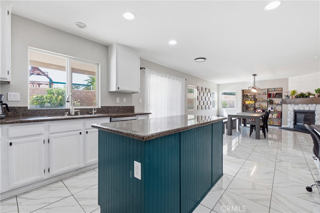 1638 E Miki Way Property Photo 11