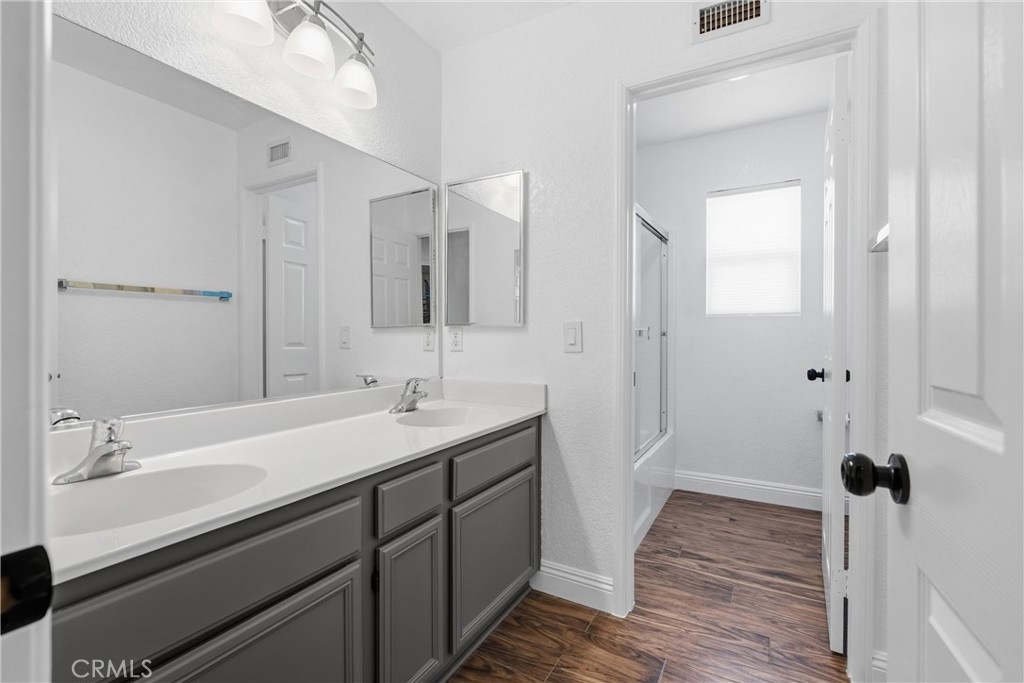 1638 E Miki Way Property Photo 14