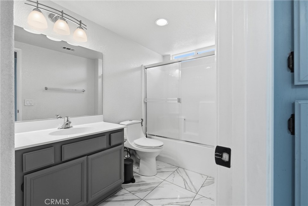 1638 E Miki Way Property Photo 17