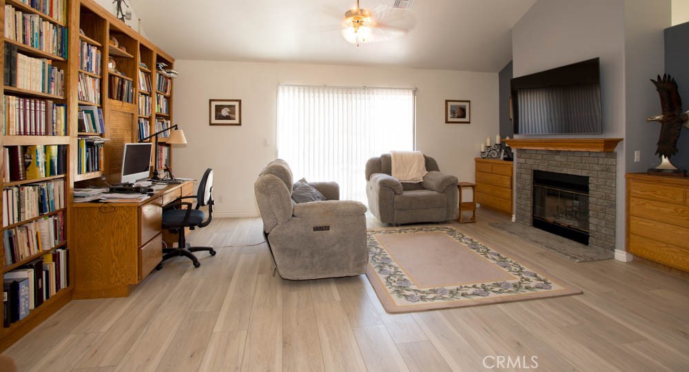 41309 Crispi Property Photo 9