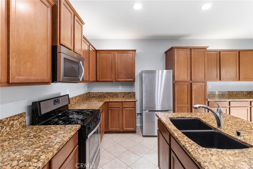 2263 Buss Court Property Photo 13