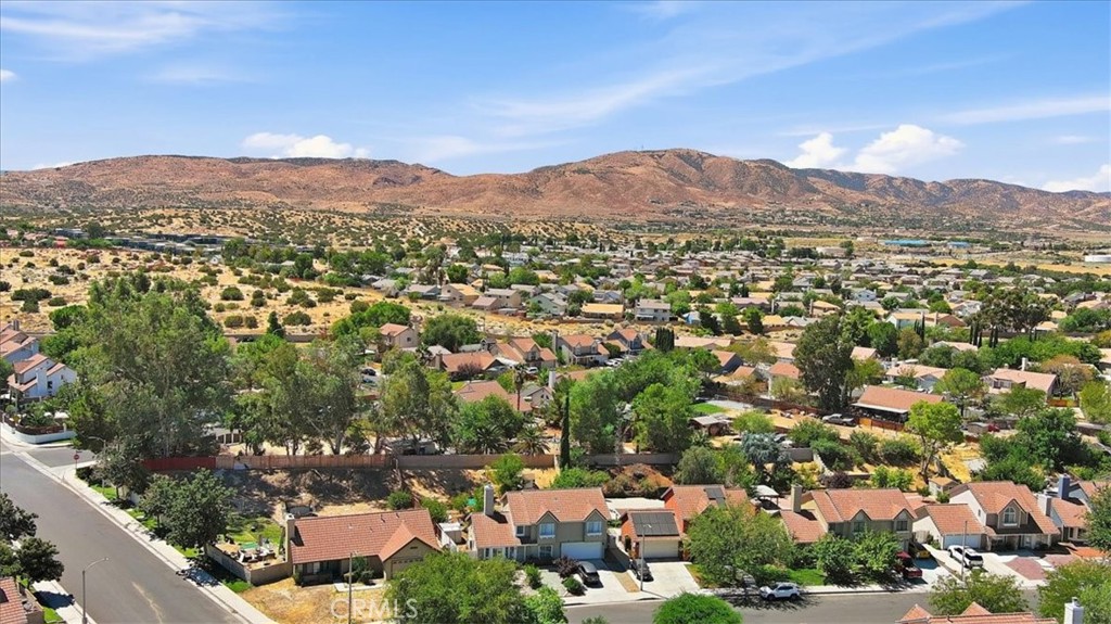 37411 Litchfield Property Photo 3